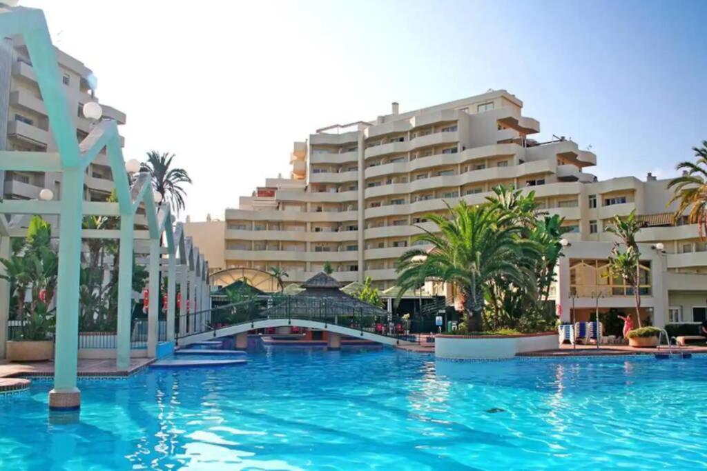 בנאלמדנה Benalbeach Casa Kito Dreams 1ª Linea Playa מראה חיצוני תמונה