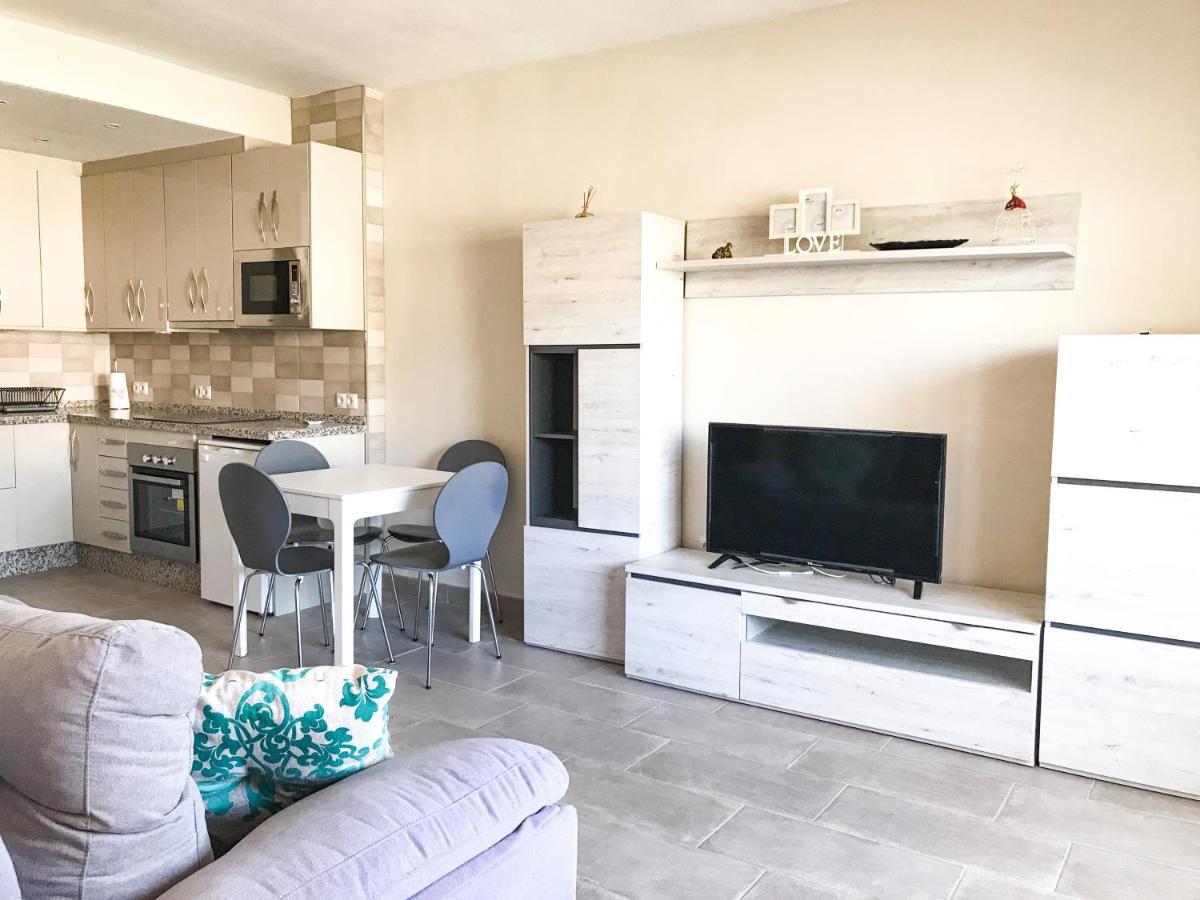 בנאלמדנה Benalbeach Casa Kito Dreams 1ª Linea Playa מראה חיצוני תמונה