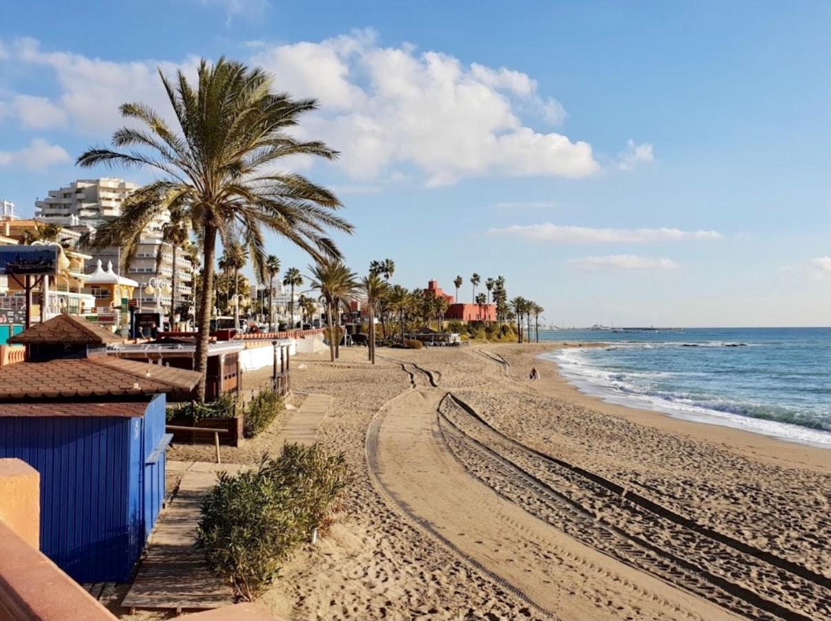 בנאלמדנה Benalbeach Casa Kito Dreams 1ª Linea Playa מראה חיצוני תמונה