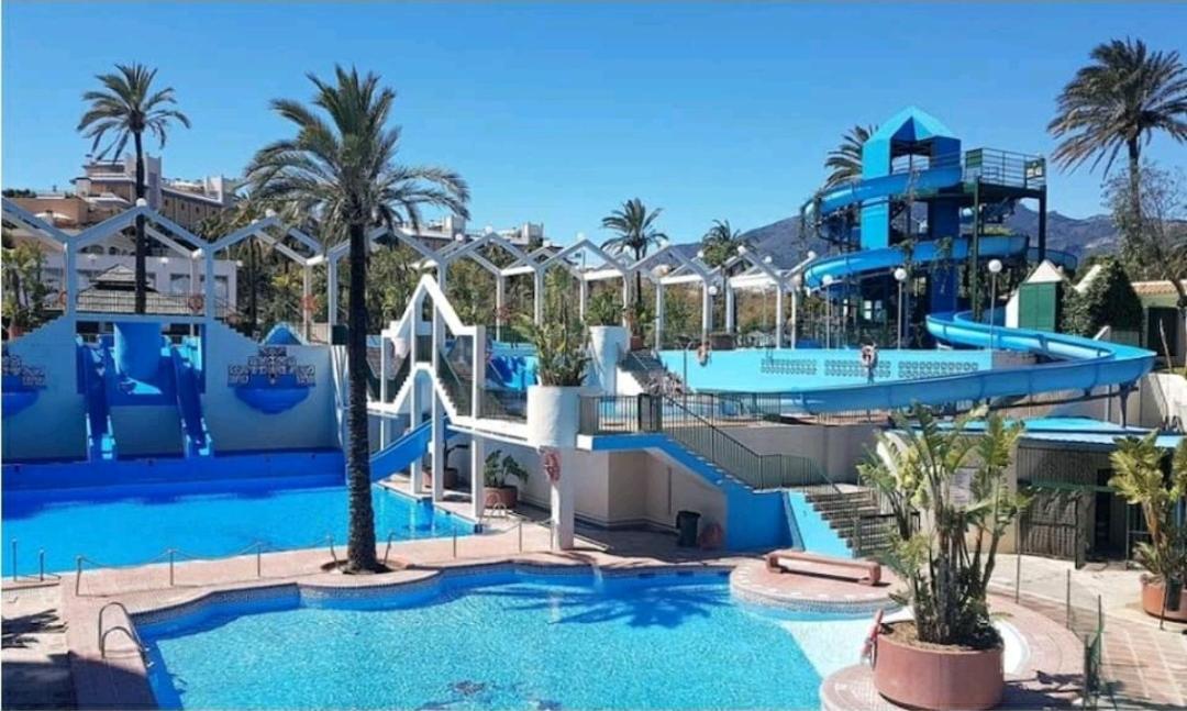 בנאלמדנה Benalbeach Casa Kito Dreams 1ª Linea Playa מראה חיצוני תמונה