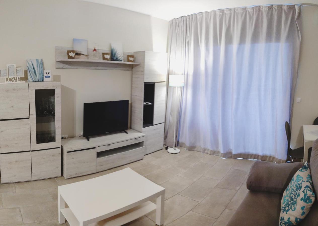 בנאלמדנה Benalbeach Casa Kito Dreams 1ª Linea Playa מראה חיצוני תמונה